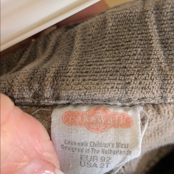 Pair of pants 2T boys cakewalk - Picture 6 of 6